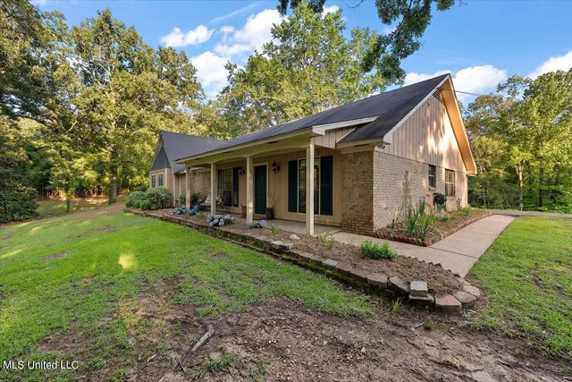 $475,000 | 7155 Jackson Raymond Road, Unit B, Raymond, MS 39154