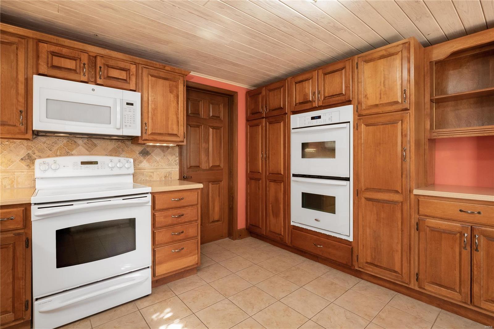 3048 Rock Hill Road Belleville, IL 62221 - Photo 23 of 71 Gallery Image 23