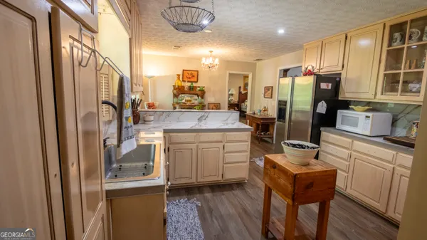 $475,000 | 6290 Highway 54, Sharpsburg, GA 30277