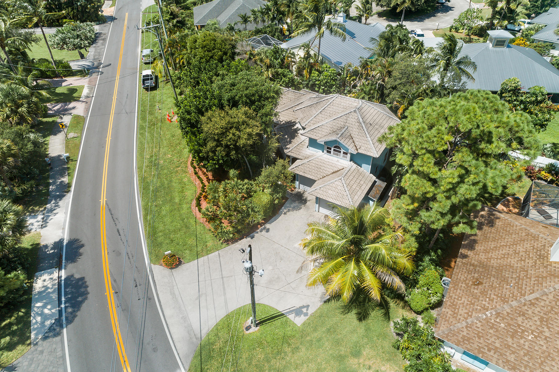 19664 North Riverside Drive Jupiter, FL 33469 - Photo 42 of 48 19664 N Riverside Dr Aerials (3)