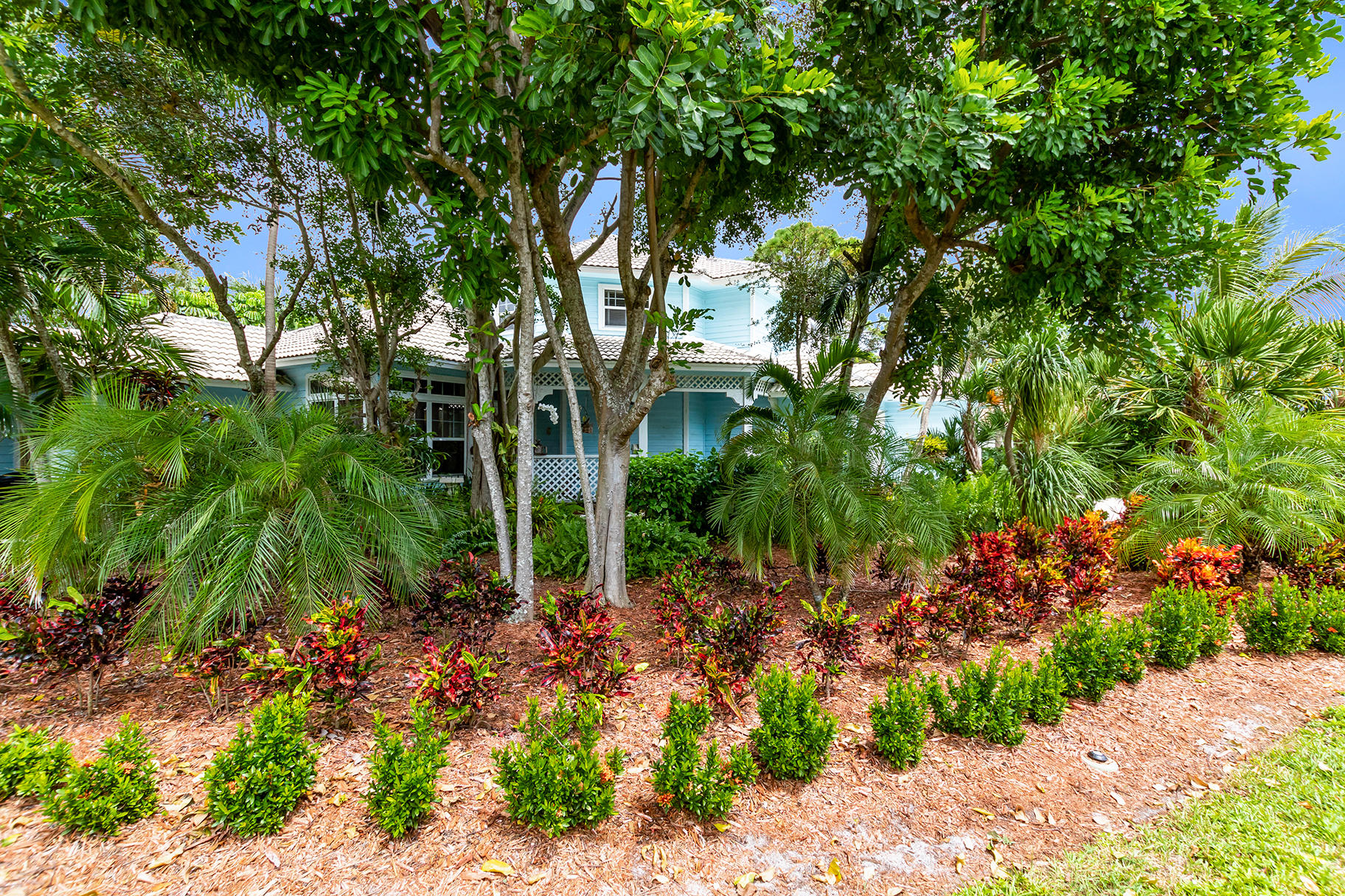 19664 North Riverside Drive Jupiter, FL 33469 - Photo 5 of 48 19664 N Riverside Dr (2)