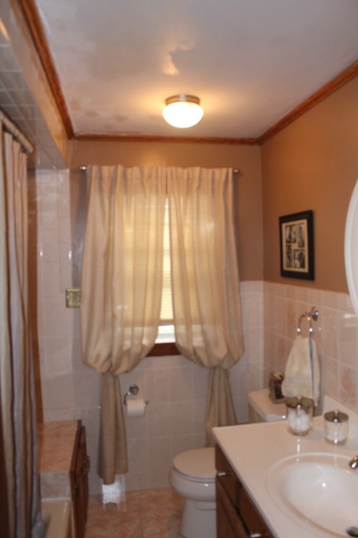 129 Springvale Avenue Chelsea, MA 02150 - Photo 8 of 15 Gallery Image 8