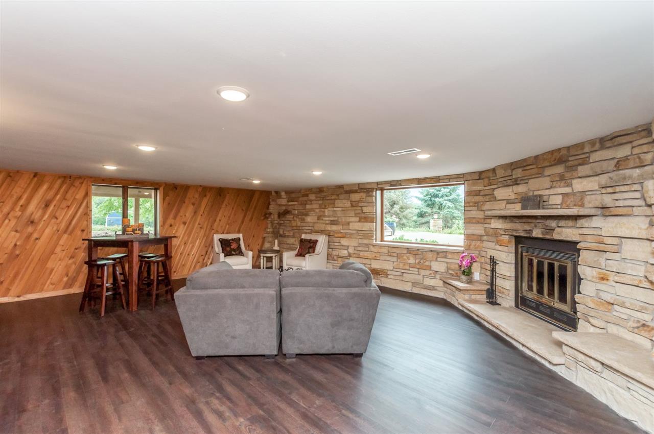 2585 Quincy Road Northeast Solon, IA 52333 - Photo 22 of 48 Gallery Image 22