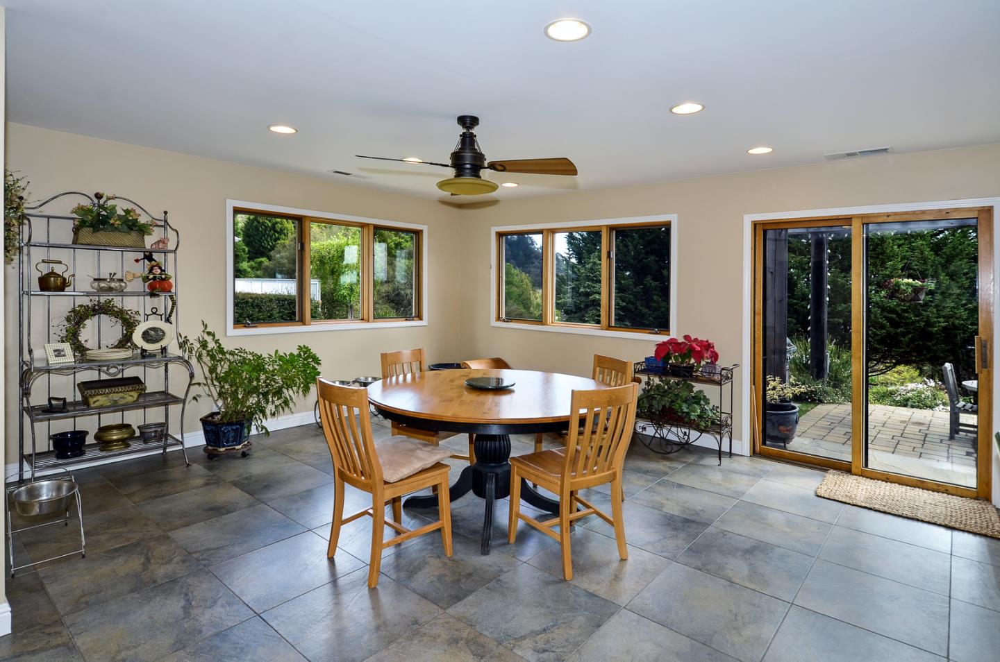 3150 Pleasant Valley Road Aptos, CA 95003 - Photo 6 of 34 Gallery Image 6