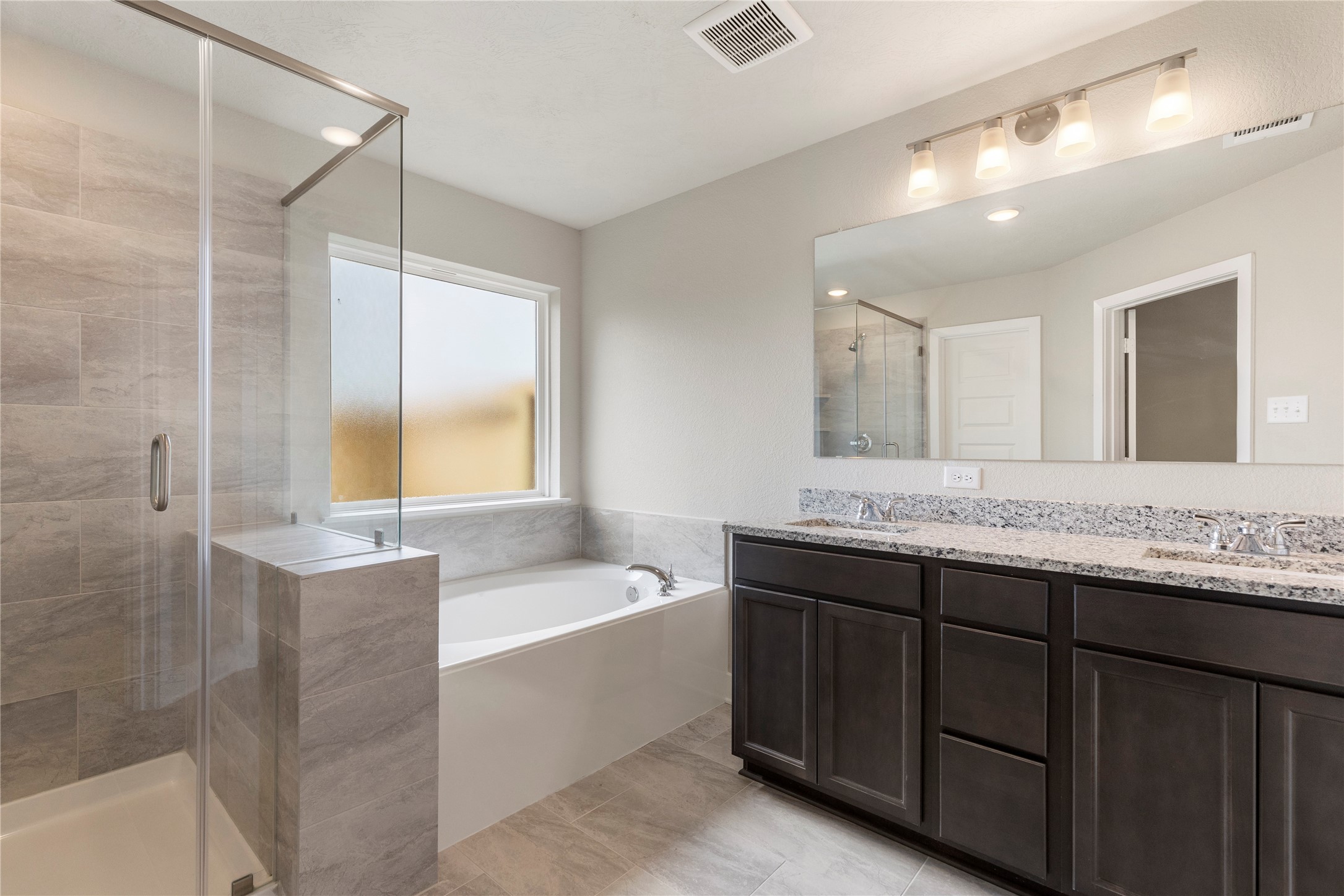 2071 Winepress Road Brenham, TX 77833 - Photo 23 of 37 Gallery Image 23