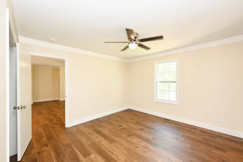 $359,900 | 120 Whippoorwill Lane, Bethpage, TN 37022