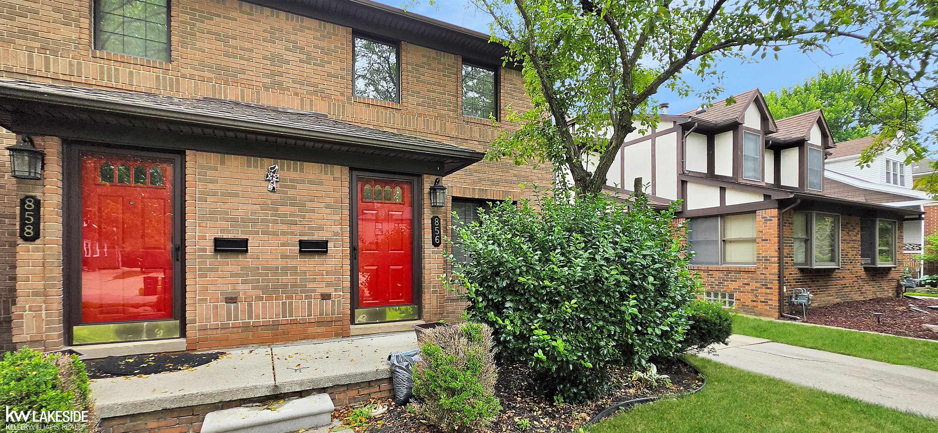 856 Neff Road Grosse Pointe, MI 48230 - Photo 2 of 23