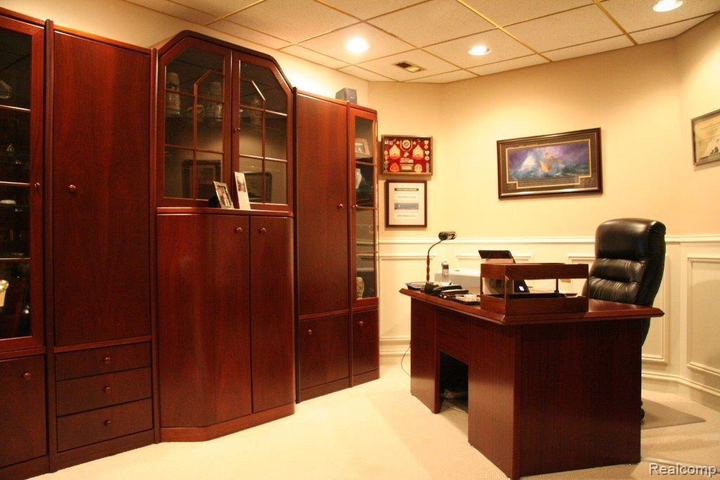 2512 Golf Crest Drive Rochester, MI 48309 - Photo 13 of 13 Golf Crest 12.jpg