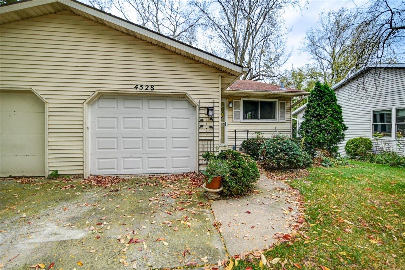 4528 White Aspen Road Madison, WI 53704 - Photo 1 of 1 Gallery Image 1
