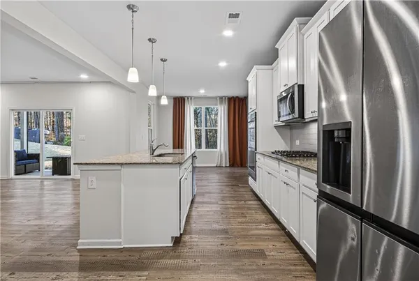$649,900 | 3520 Pickens Landing Drive, Dacula, GA 30019