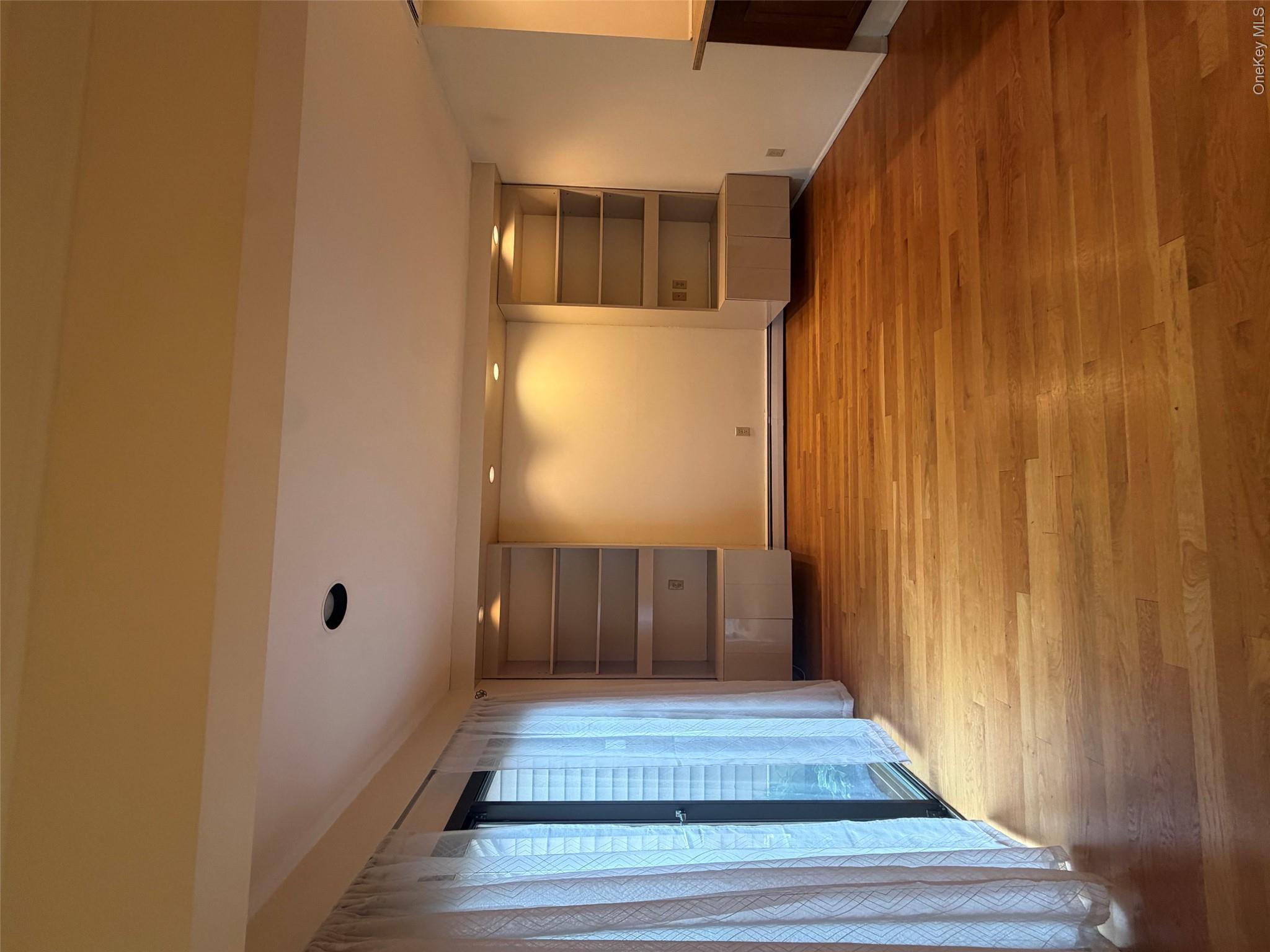 75 Greenway Close, Unit 75 Rye Brook, NY 10573 - Photo 8 of 23