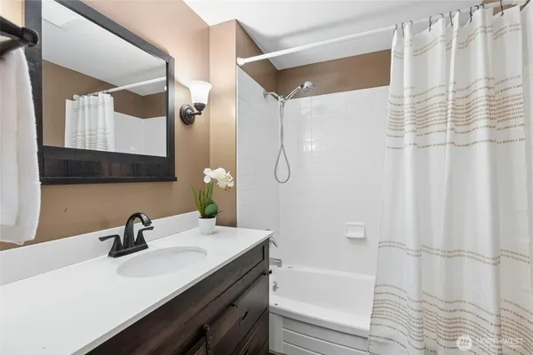 $1,650,000 | 17154 Northeast 5th Street, Bellevue, WA 98008