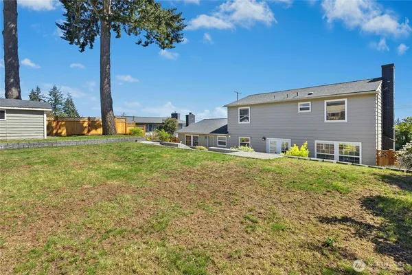 $1,650,000 | 17154 Northeast 5th Street, Bellevue, WA 98008