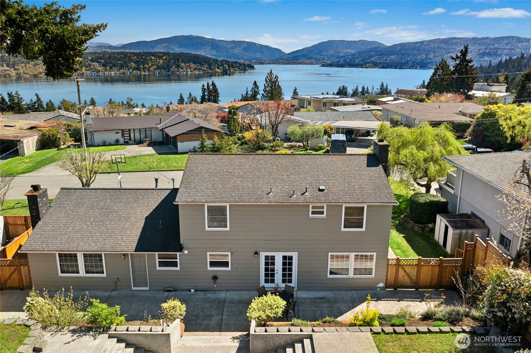 17154 Northeast 5th Street Bellevue, WA 98008 - Photo 38 of 40