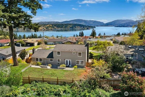 $1,650,000 | 17154 Northeast 5th Street, Bellevue, WA 98008