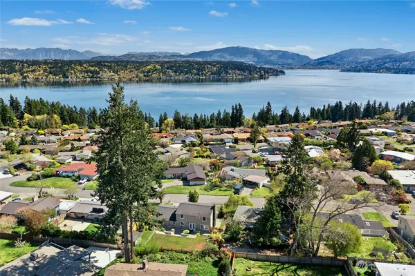 $1,650,000 | 17154 Northeast 5th Street, Bellevue, WA 98008