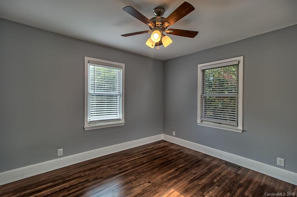 3137 Mathis Drive Charlotte, NC 28208 - Photo 12 of 17
