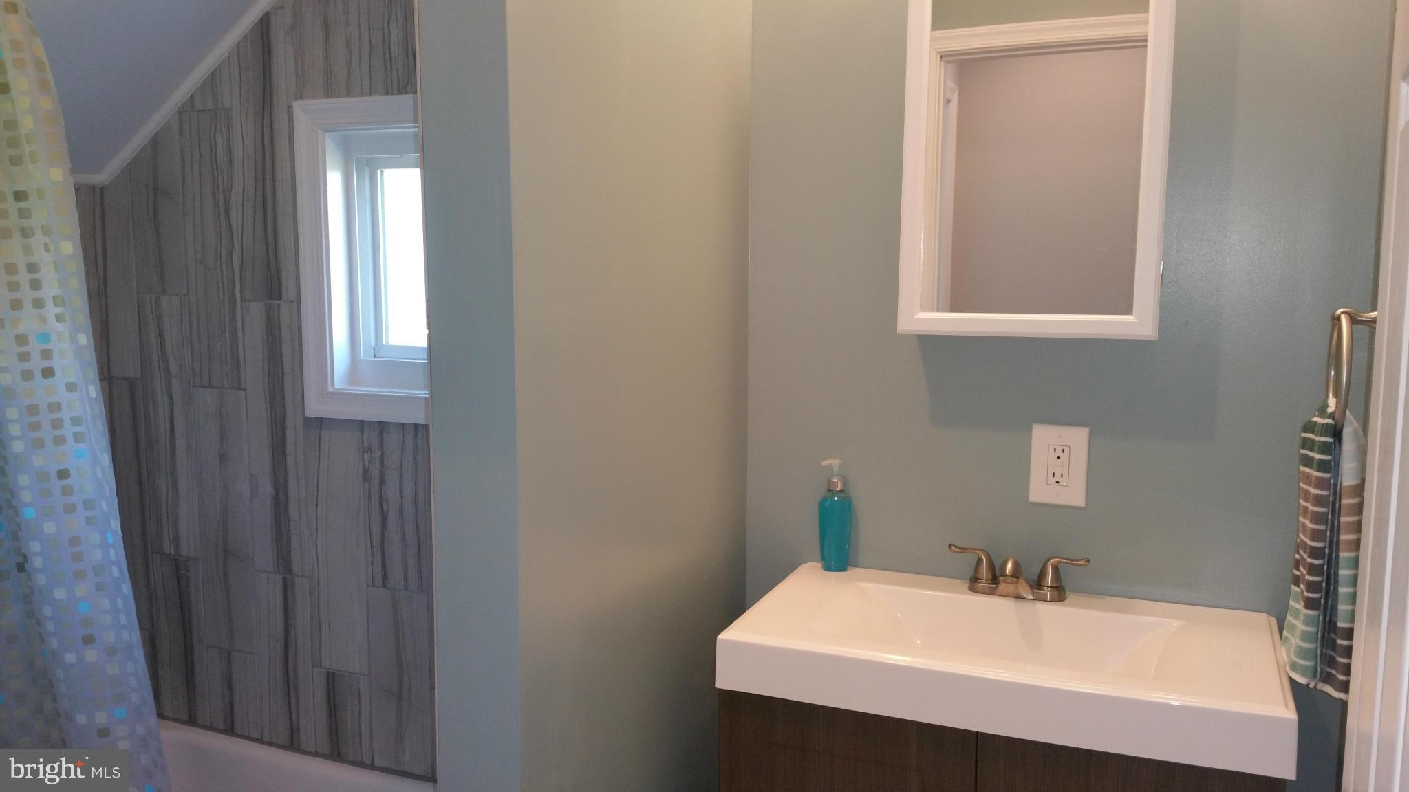 3103 Beverly Road Baltimore, MD 21214 - Photo 18 of 24 Bath