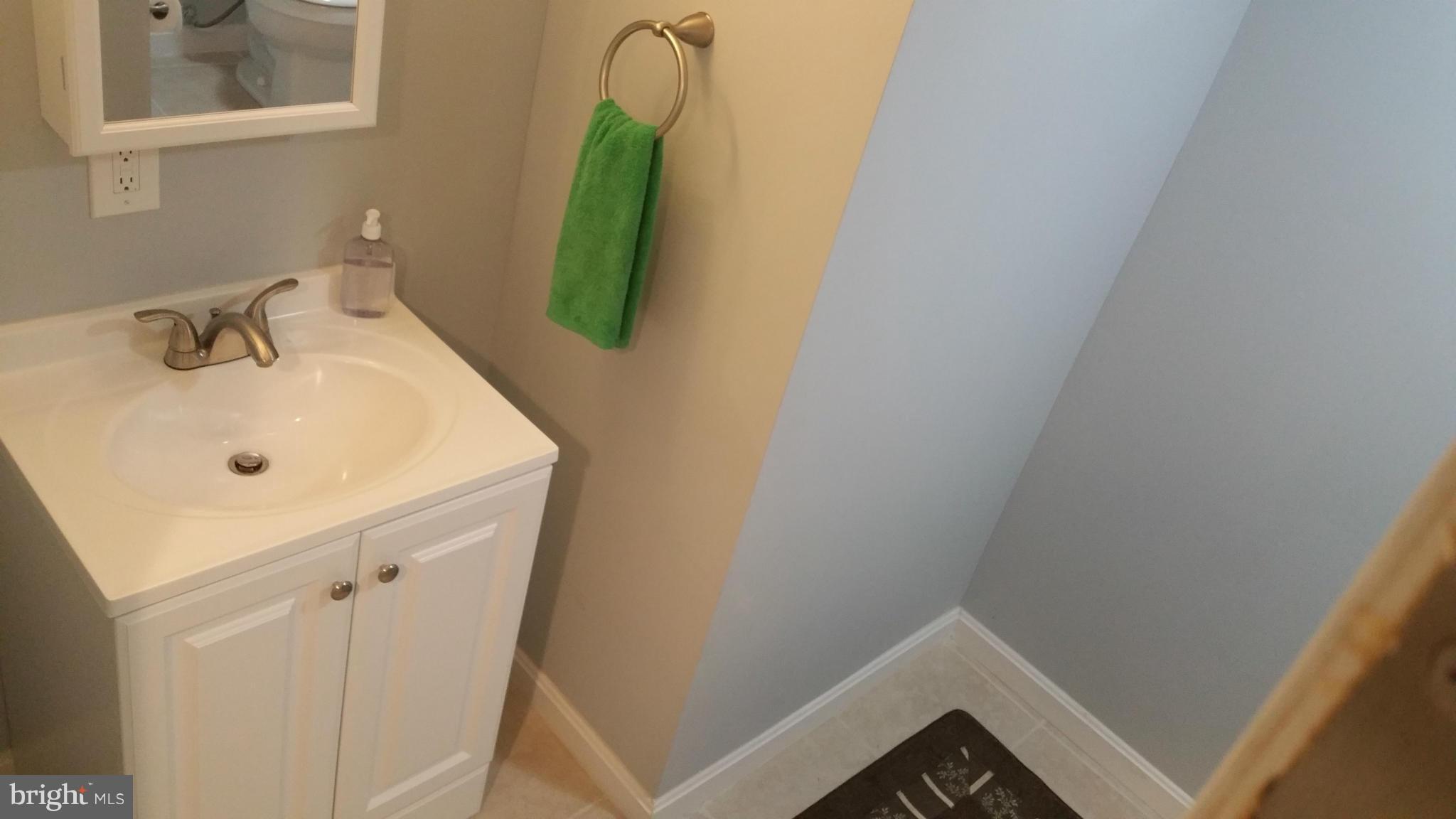 3103 Beverly Road Baltimore, MD 21214 - Photo 22 of 24 Bath