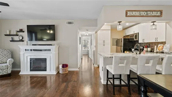 $234,000 | 8203 Sun Spring Circle, Unit 12, Orlando, FL 32825