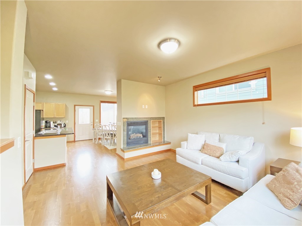 2097 Roxy Loop Ferndale, WA 98248 - Photo 4 of 38 Gallery Image 4