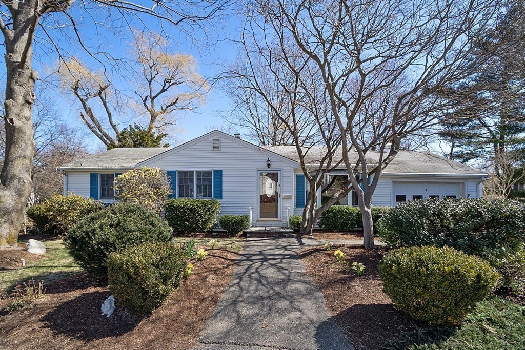 9 Clark Road Peabody, MA 01960 - Photo 1 of 28 Gallery Image 1
