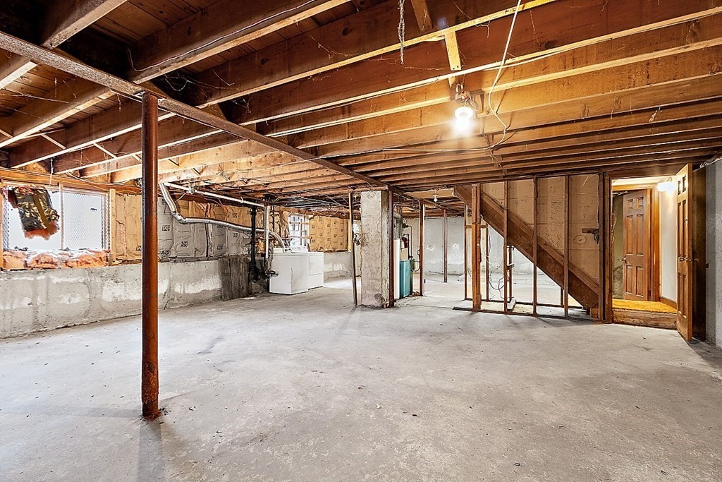9 Clark Road Peabody, MA 01960 - Photo 19 of 28 Gallery Image 19