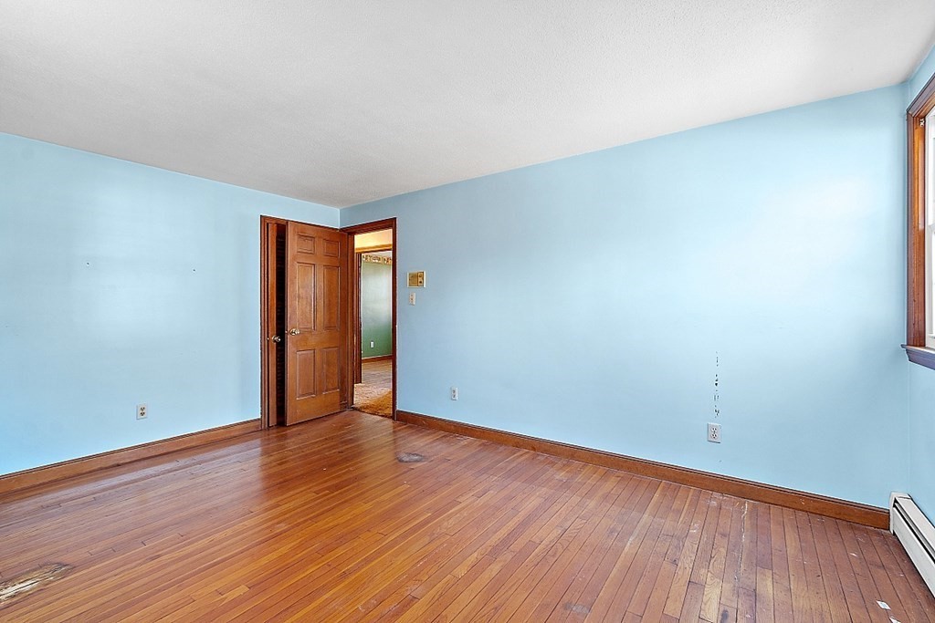 9 Clark Road Peabody, MA 01960 - Photo 10 of 28 Gallery Image 10
