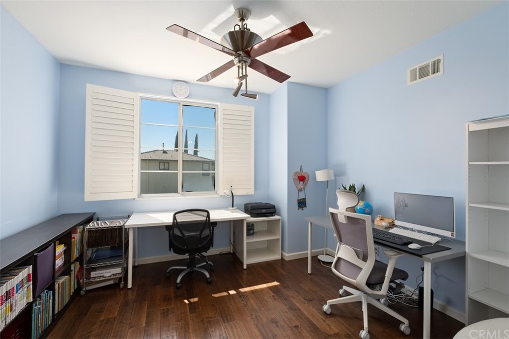 10072 Albee Avenue Tustin, CA 92782 - Photo 25 of 41