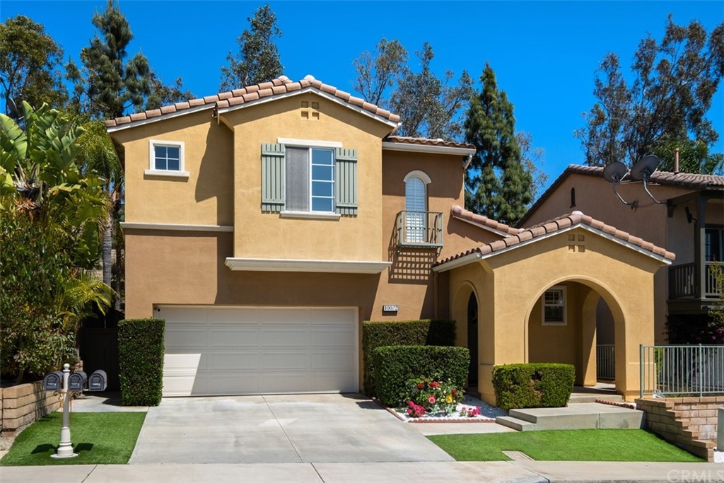 10072 Albee Avenue Tustin, CA 92782 - Photo 4 of 41