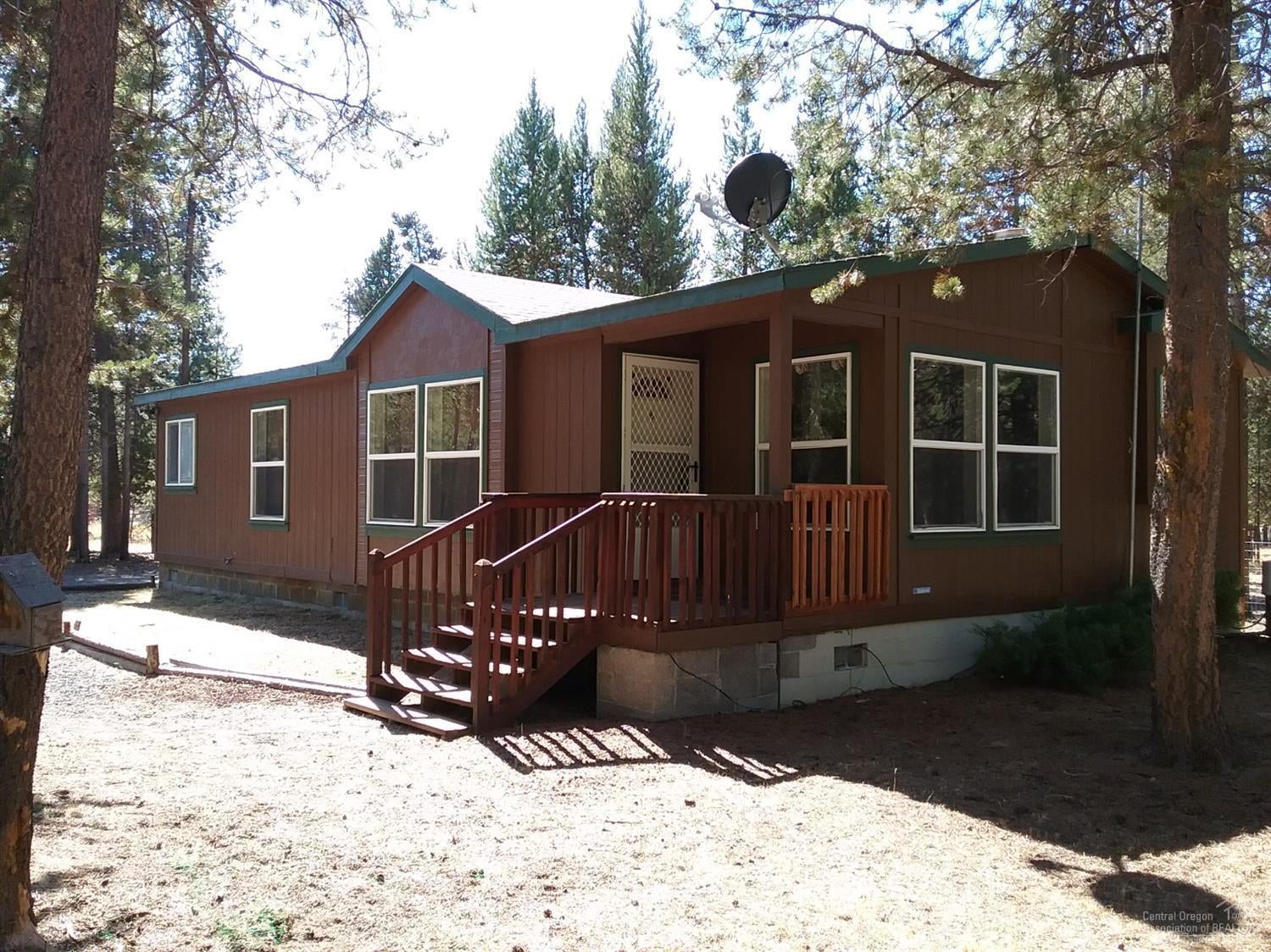 10216 Split Rail Road La Pine, OR 97739 - Photo 1 of 18 Primary Photo