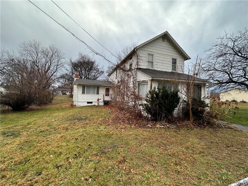 328 Commerce Street Corning, NY 14830 - Photo 2 of 31