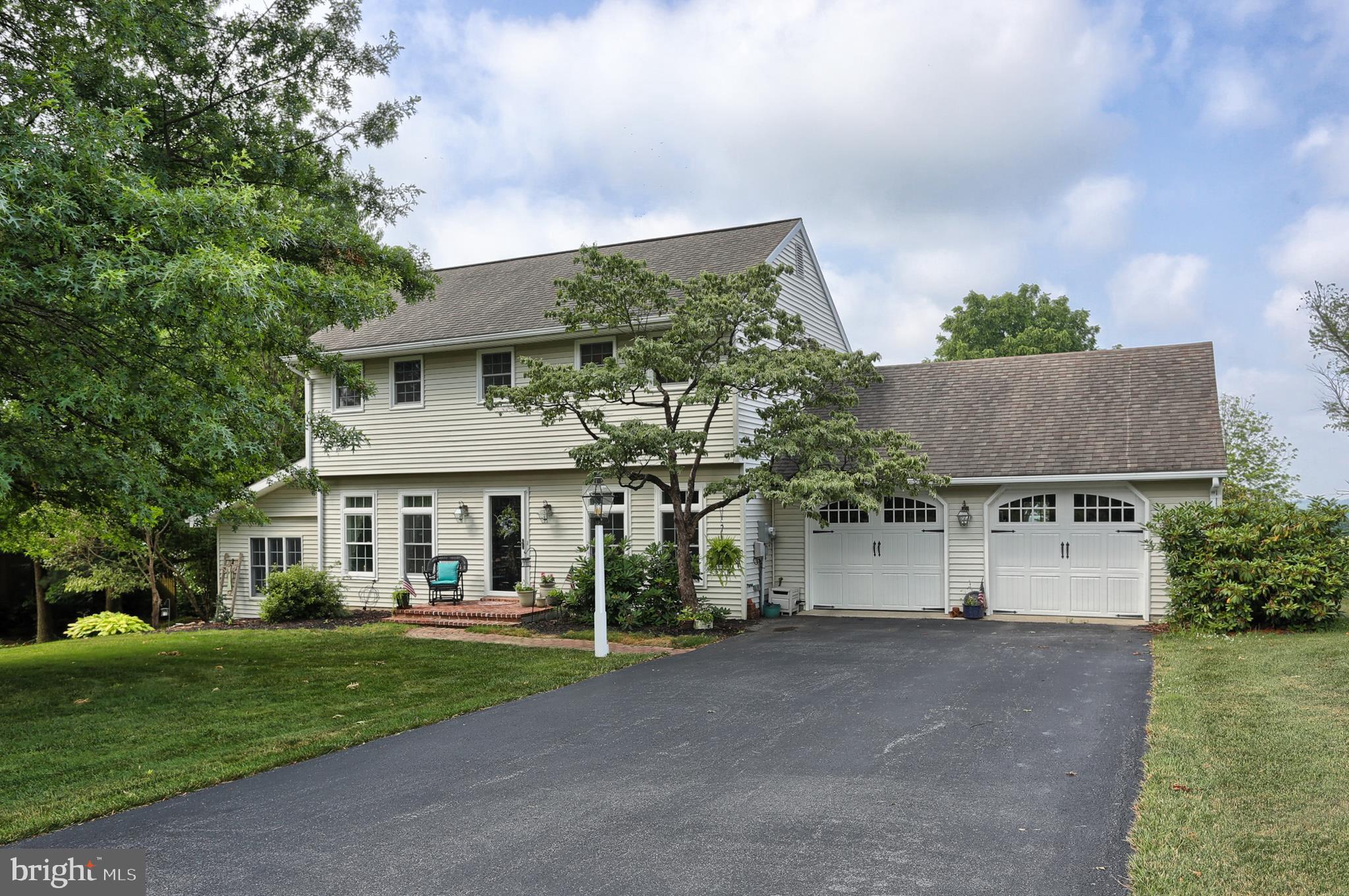 557 Hi View Drive Lititz, PA 17543 - Photo 1 of 53