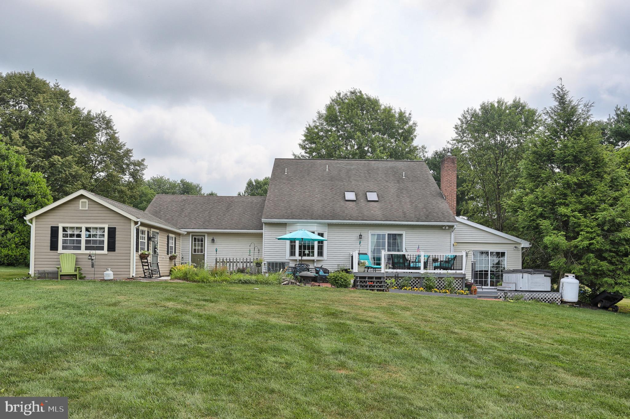 557 Hi View Drive Lititz, PA 17543 - Photo 12 of 53