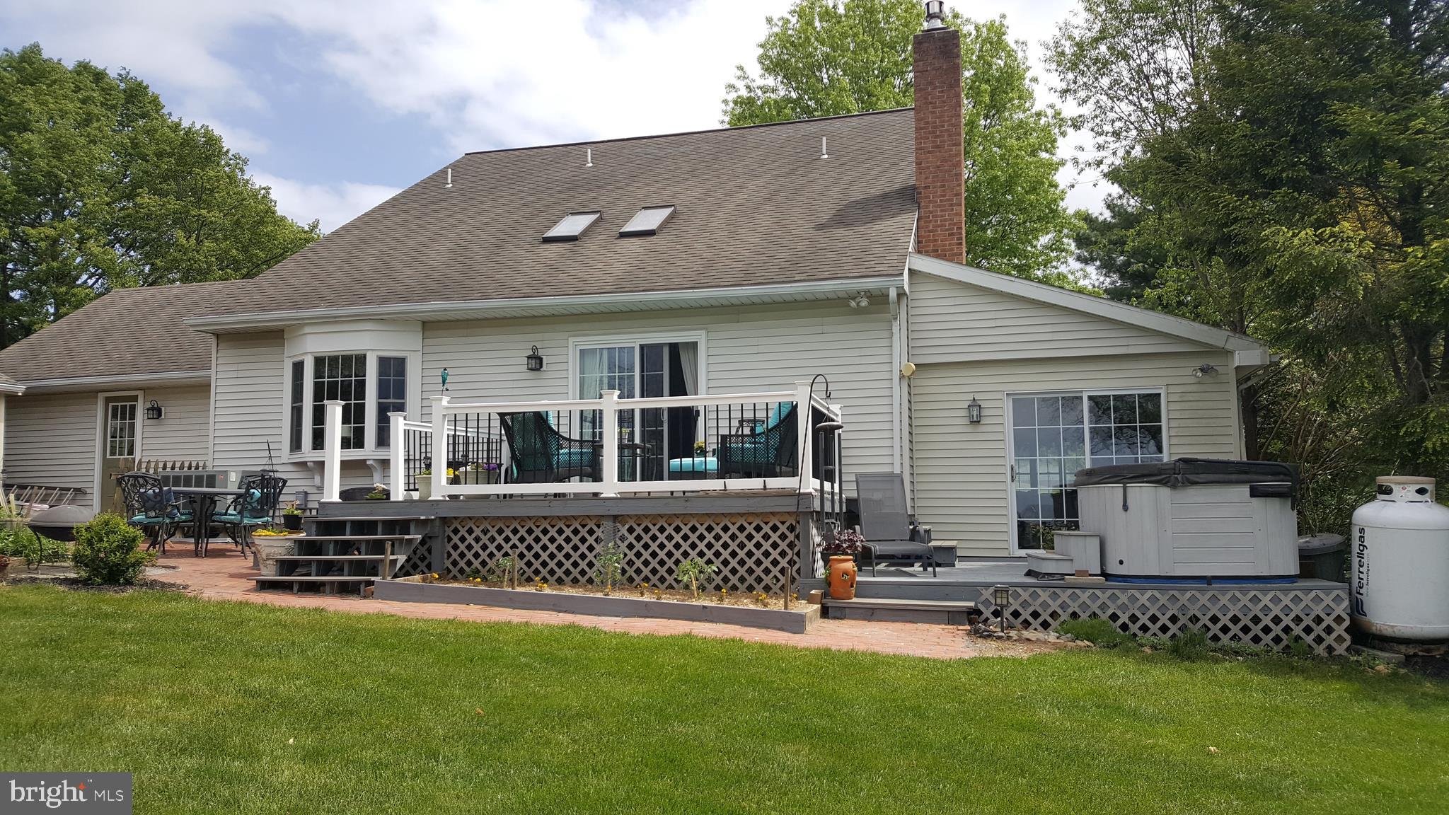 557 Hi View Drive Lititz, PA 17543 - Photo 7 of 53
