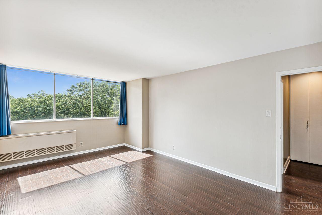 2324 Madison Road, Unit 408 Cincinnati, OH 45208 - Photo 17 of 36 Gallery Image 17