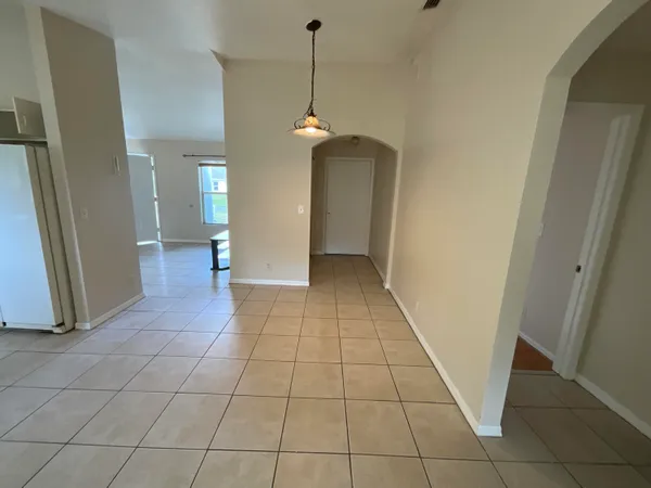 $2,350 | 1002 Southwest Romaine Lane, Port St. Lucie, FL 34953