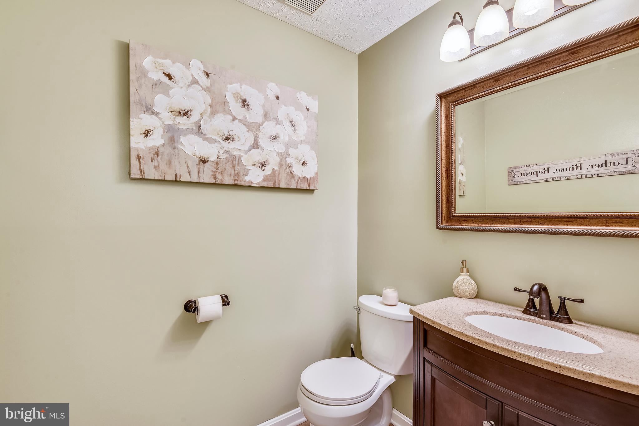 12613 Bridoon Lane Reston, VA 20191 - Photo 25 of 46 Main Level Half Bath