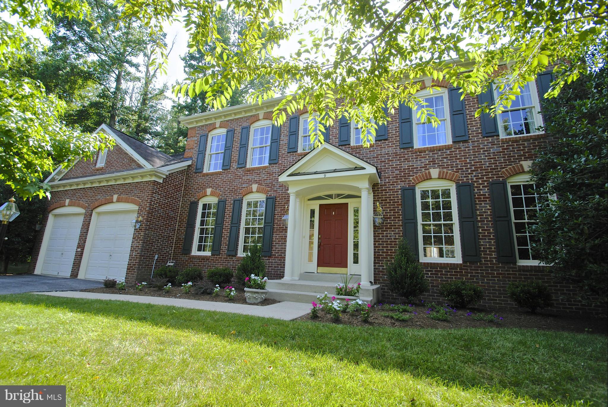 9 Watkins Row Edgewater, MD 21037 - Photo 3 of 30 Exterior (Front)