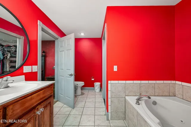 $535,000 | 633 East Deer Creek Drive, Crossville, TN 38571