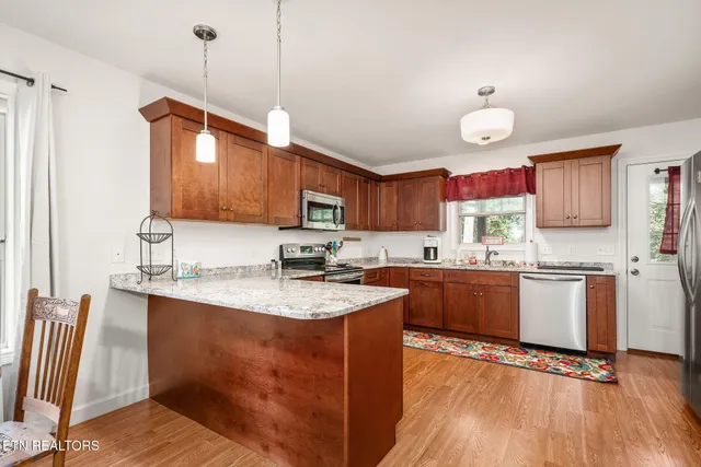 $535,000 | 633 East Deer Creek Drive, Crossville, TN 38571