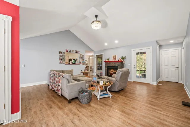 $535,000 | 633 East Deer Creek Drive, Crossville, TN 38571