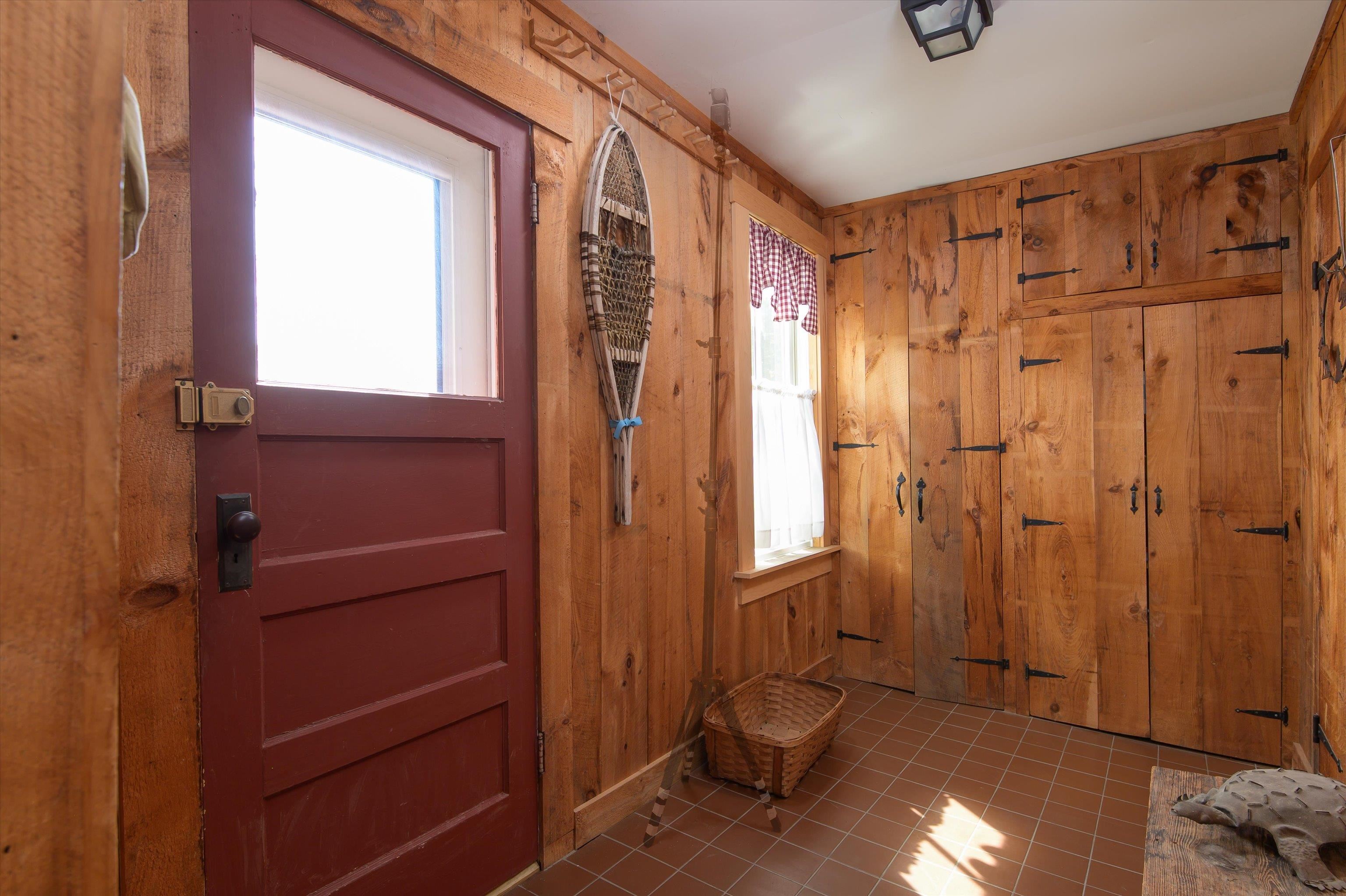 185 Crown Point Road Springfield, VT 05156 - Photo 19 of 51