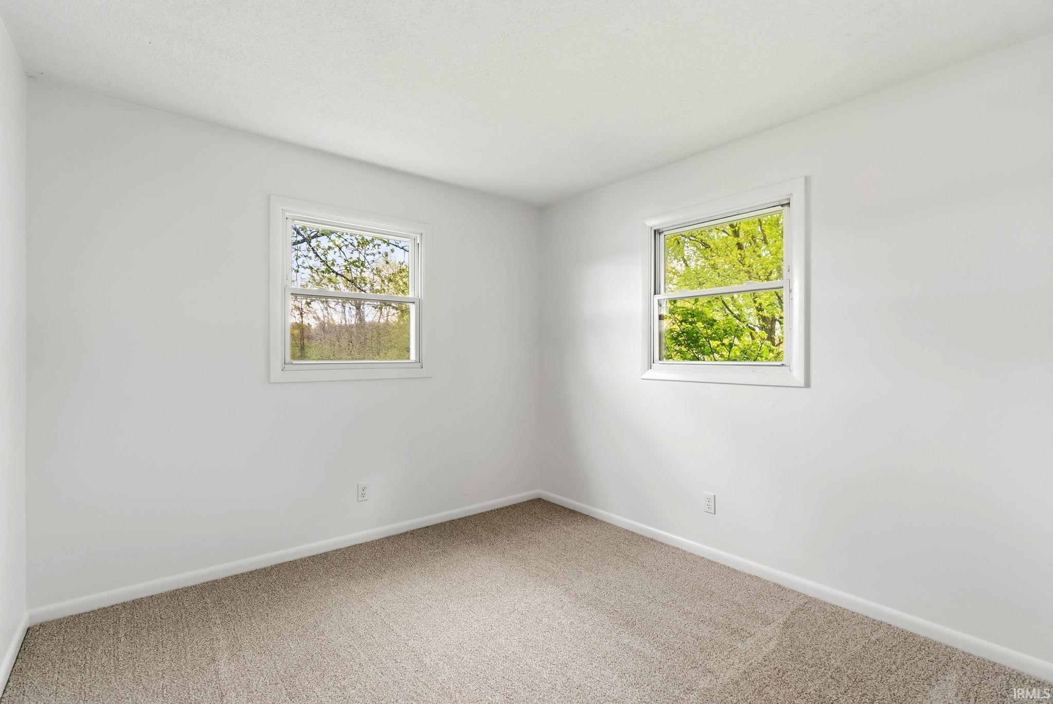 4326 Hursh Road Fort Wayne, IN 46845 - Photo 19 of 35