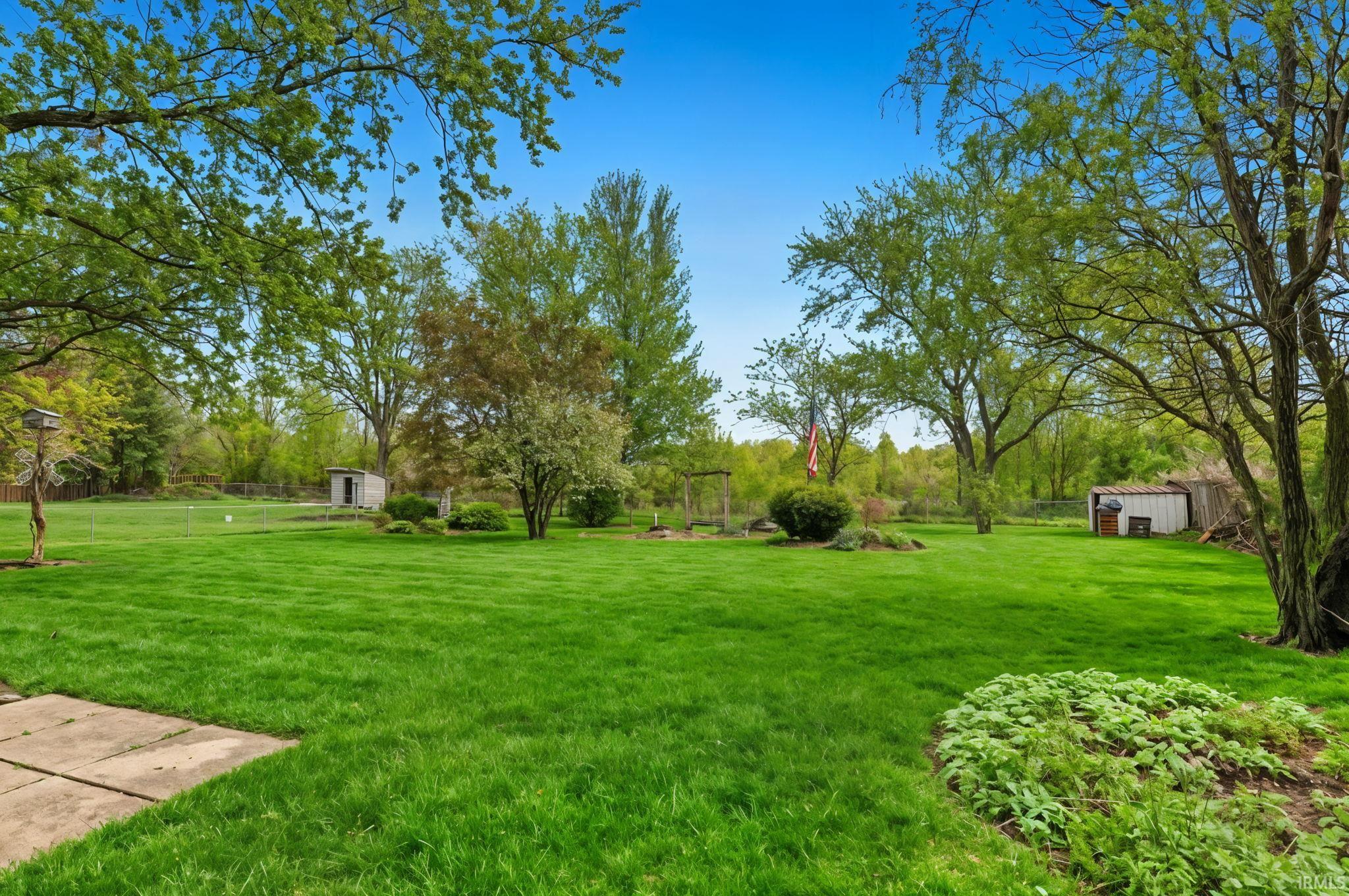 4326 Hursh Road Fort Wayne, IN 46845 - Photo 2 of 35