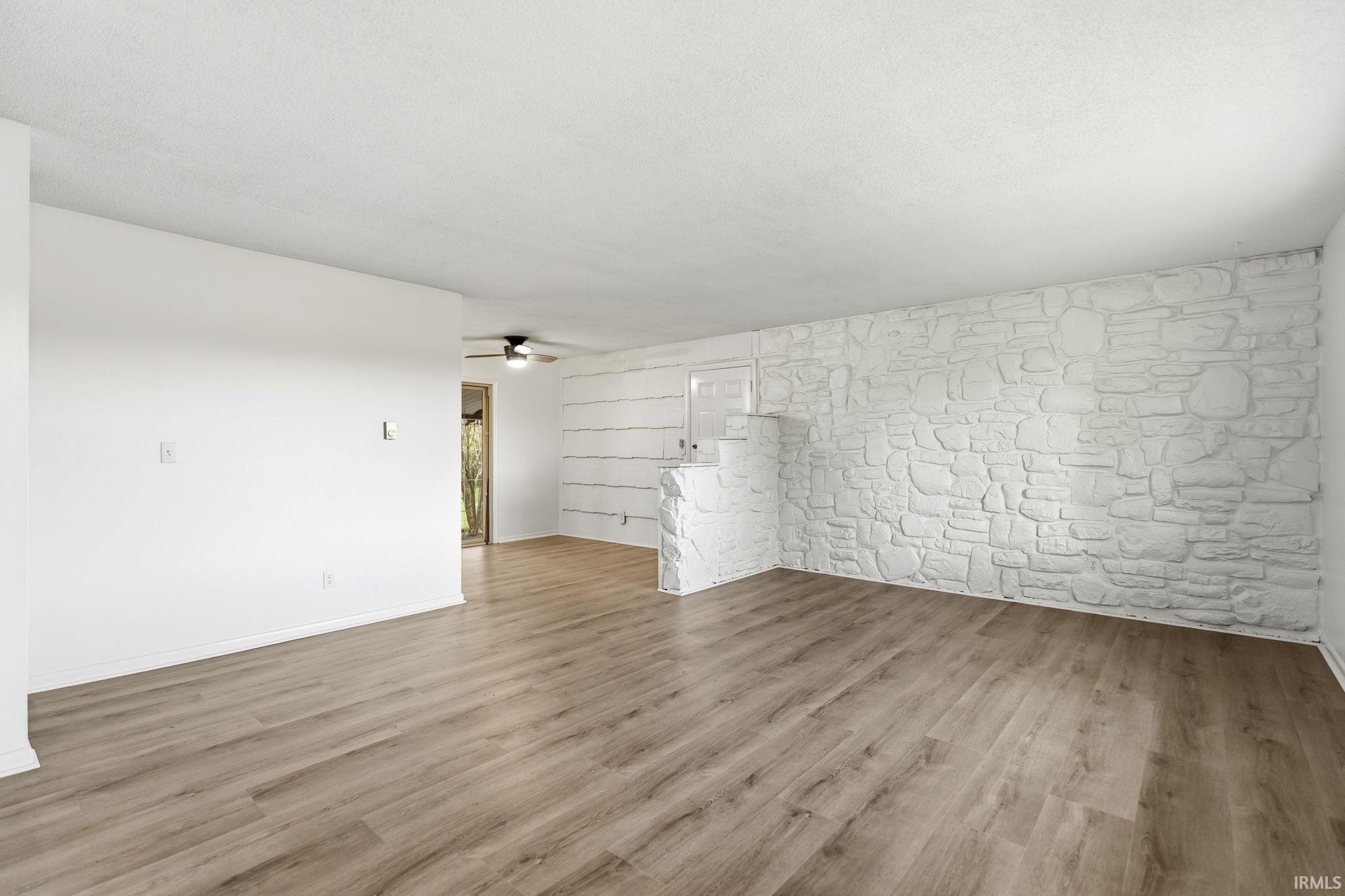 4326 Hursh Road Fort Wayne, IN 46845 - Photo 8 of 35