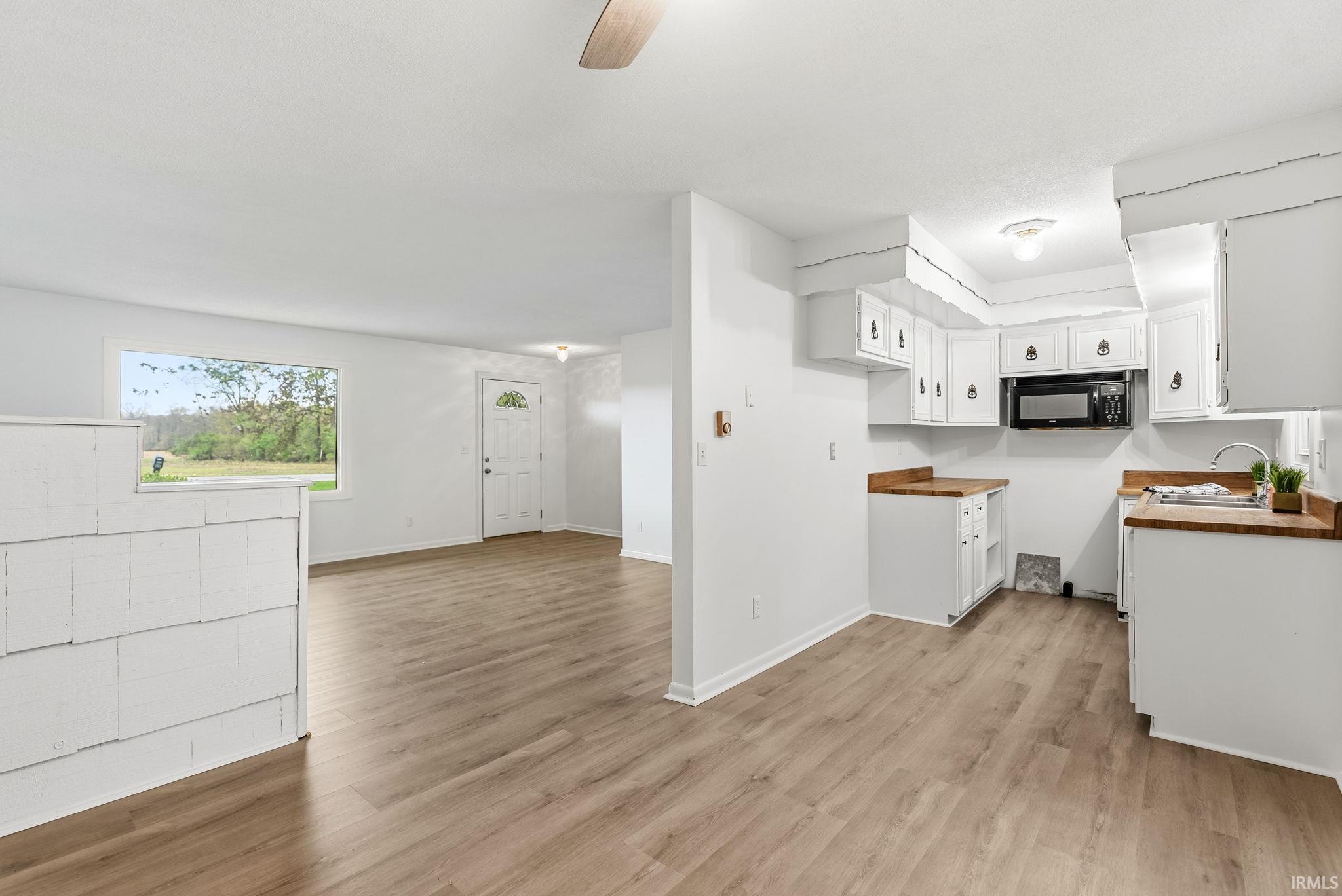 4326 Hursh Road Fort Wayne, IN 46845 - Photo 10 of 35