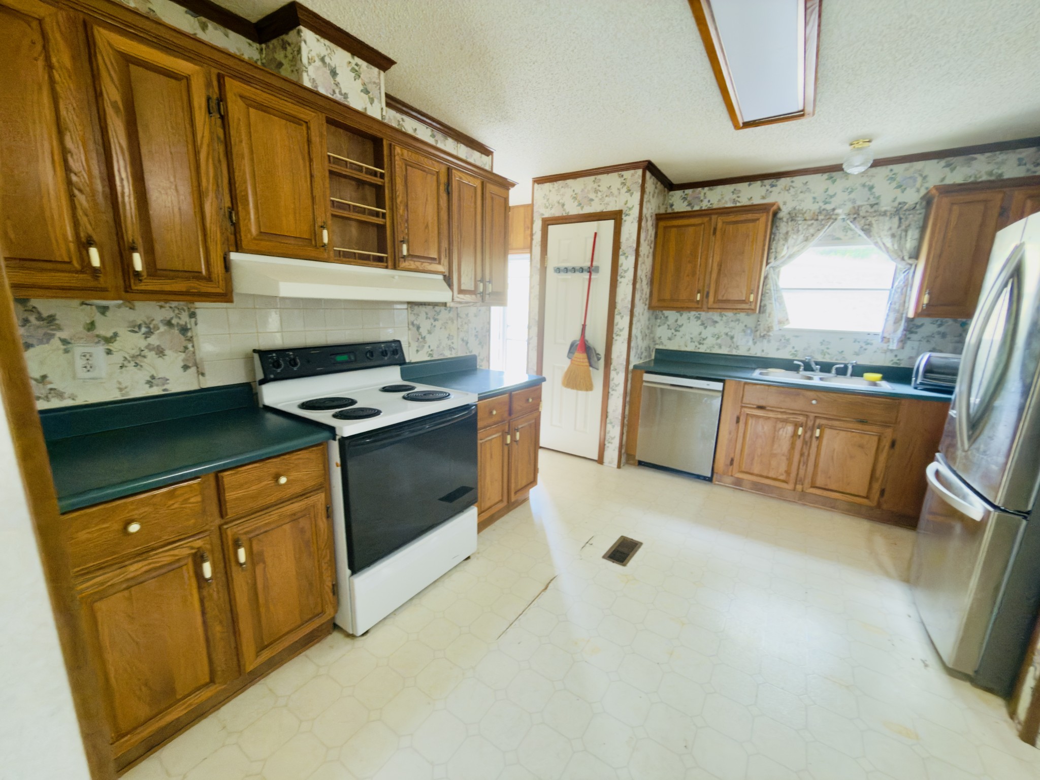 376 Red Top Road Indian Mound, TN 37079 - Photo 3 of 23