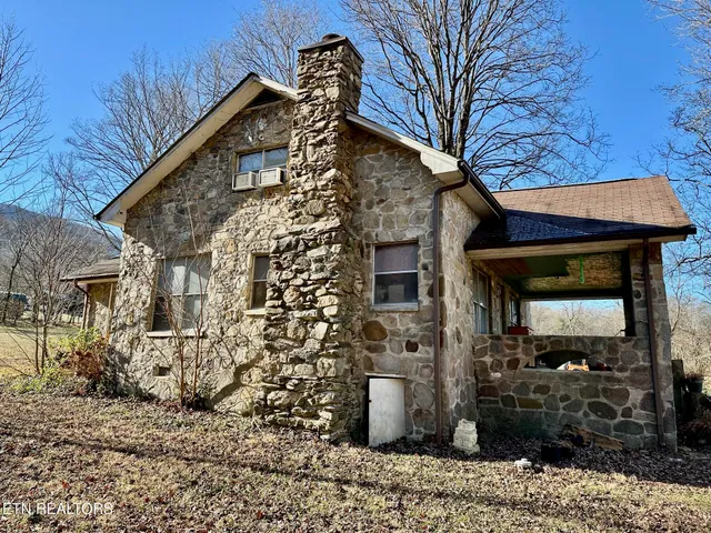 $475,000 | 3528 Sugar Camp Circle, Sevierville, TN 37862