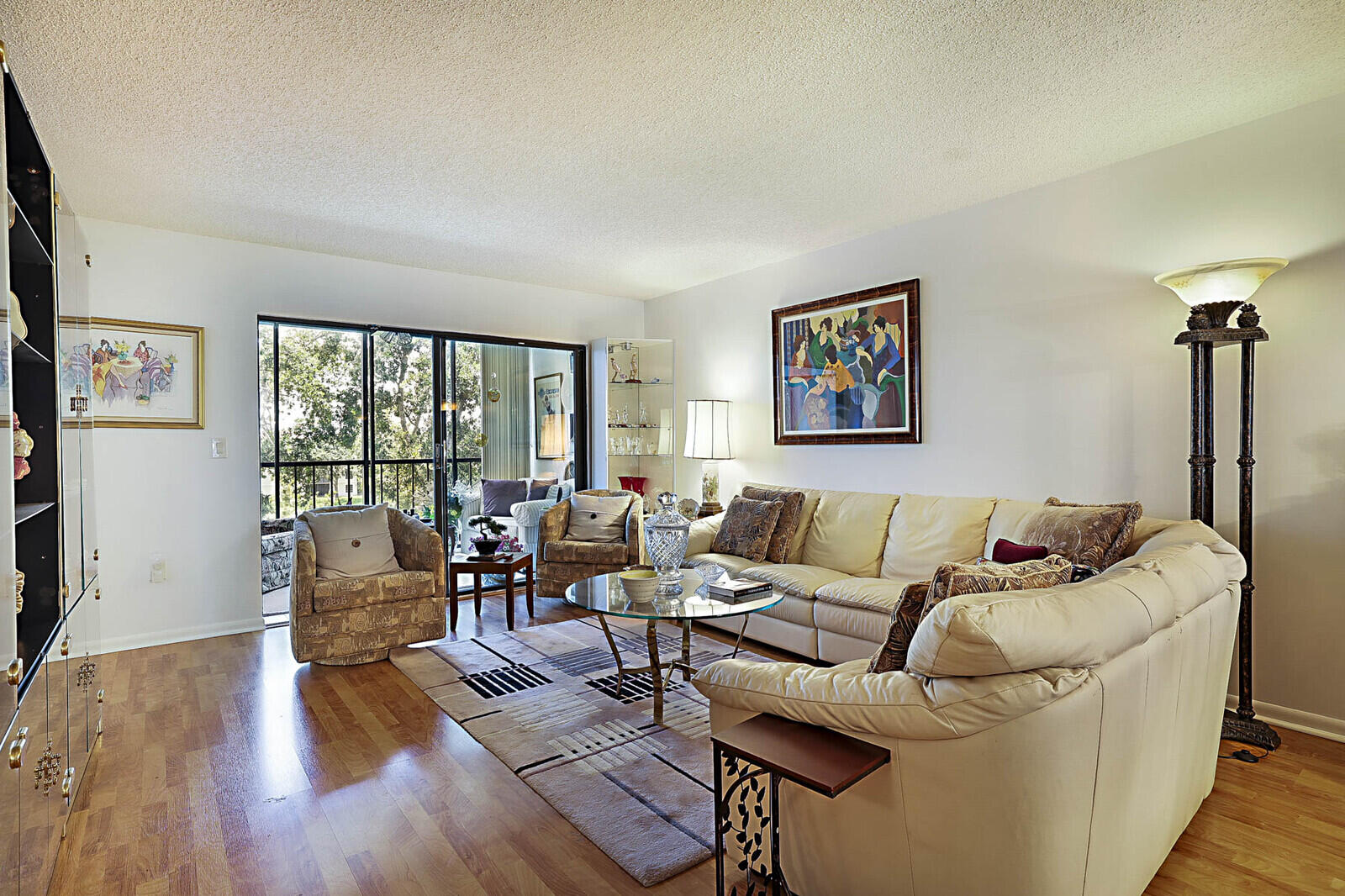 6037 Pointe Regal Circle, Unit 403 Delray Beach, FL 33484 - Photo 2 of 24 02_6037_Pointe_Regal_Circle_Apt_403_2_ml